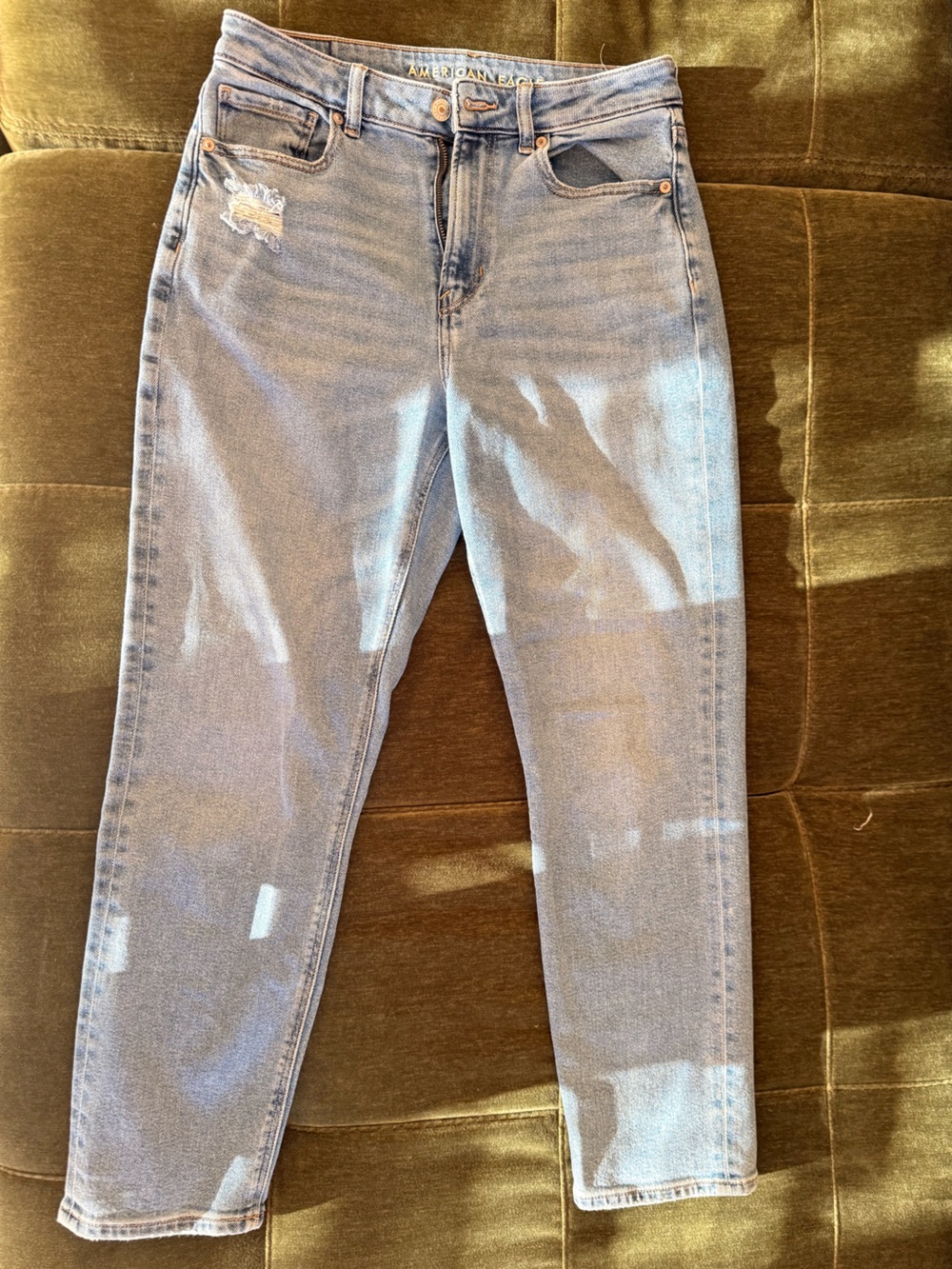 American Eagle Outfitters Women's High-Rise Mom Jeans